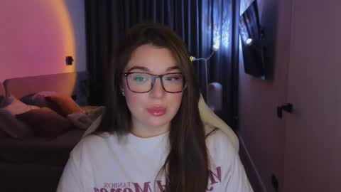 Ariana online show from October 3, 8:50 pm