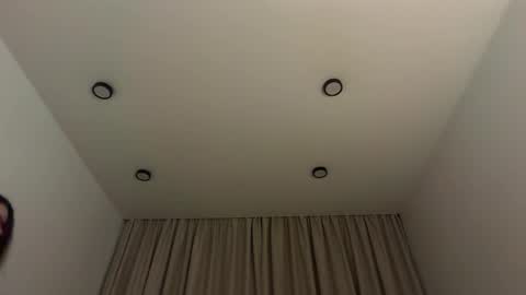 Ariana online show from March 15, 9:29 pm