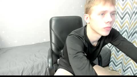 Angus online show from October 16, 7:24 pm