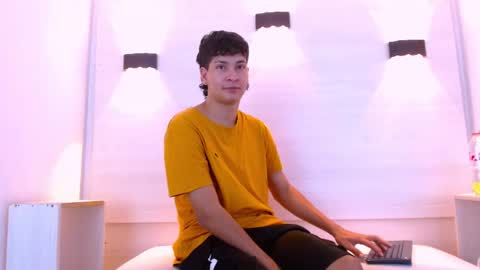 samu online show from December 19, 2:01 pm