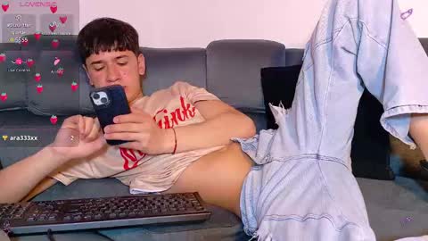 Mr Daren online show from October 3, 7:44 pm