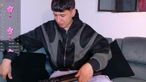 Mr Daren online show from November 25, 7:45 pm