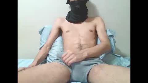 yourhornycamboy online show from May 15, 12:30 am