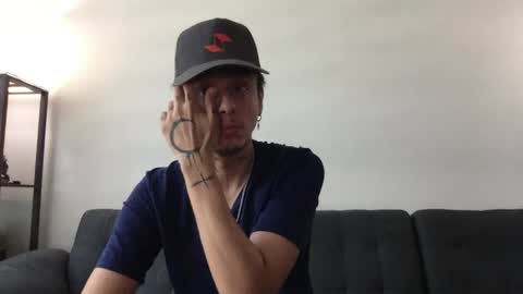 Derrick online show from May 2, 4:46 pm