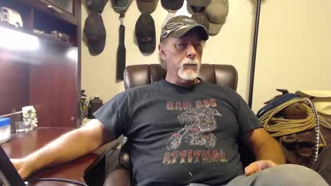 Snapshot of txlobo60 chatting on September 10, 11:00 am txlobo60 online show from September 10, 11:00 am