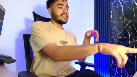 tyagofdef online show from April 14, 12:03 am