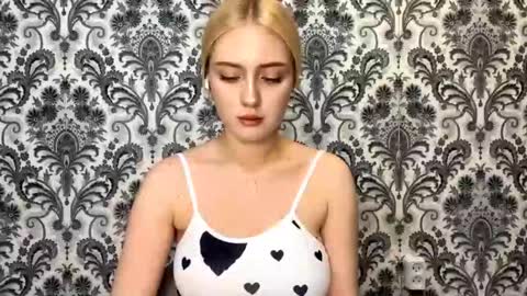 Grace online show from October 23, 5:36 pm