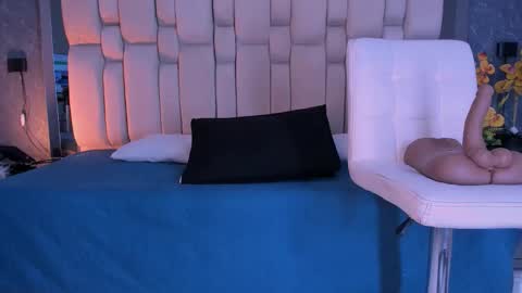  TYLA  online show from December 16, 3:35 am