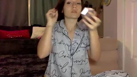 tylaxxx_ online show from March 7, 1:16 am