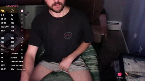 tyler4478 online show from December 18, 6:03 pm