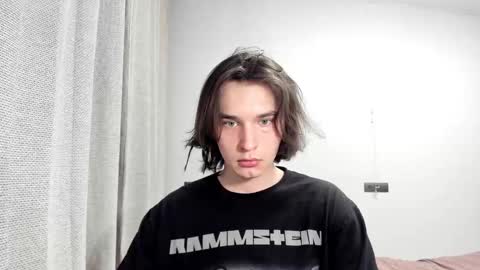 Tyler  johnson online show from February 21, 1:00 am
