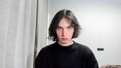 Tyler  johnson online show from February 26, 5:03 am