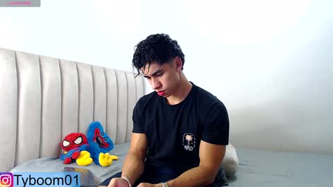 Tyler boom online show from December 16, 4:13 am