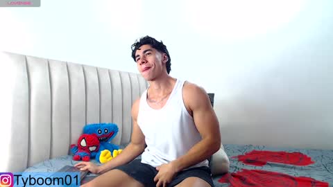 Tyler boom online show from December 31, 2:08 am