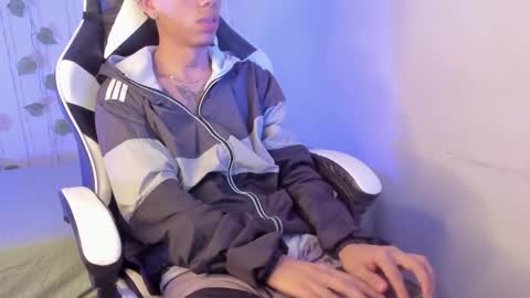 Tyler Garcia  online show from February 12, 7:02 am