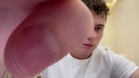 tyler_garrner online show from November 26, 5:26 am