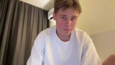 tyler_garrner online show from October 16, 5:45 pm