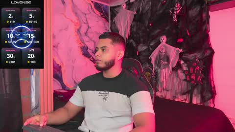 Tyler online show from October 3, 2:58 pm