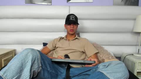 Tyler Rodriguez online show from February 26, 7:42 pm