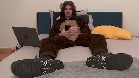 TylerLogan813 online show from October 7, 4:47 pm