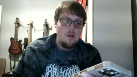 tylermizzan123 online show from December 14, 3:17 am