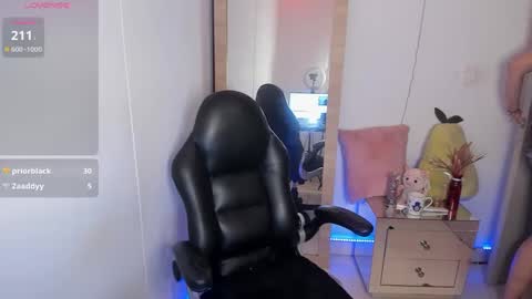 tylor_love online show from September 29, 10:42 pm