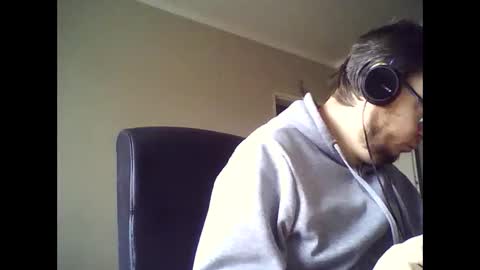 tyradi1991 online show from December 7, 11:45 am