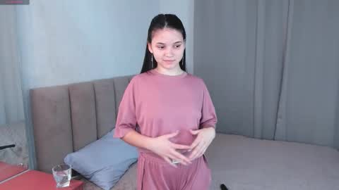 Emily online show from October 19, 11:04 am