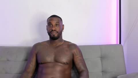 Snapshot of tyron_rulers chatting on September 14, 11:50 pm Dvid Rullers online show from September 14, 11:50 pm