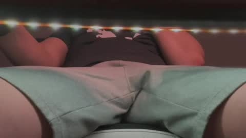 Slong Dong online show from April 16, 9:53 am