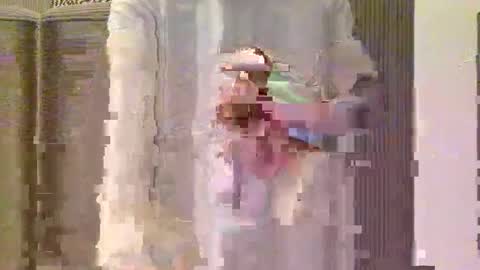 u4ea NYC online show from February 18, 10:31 pm