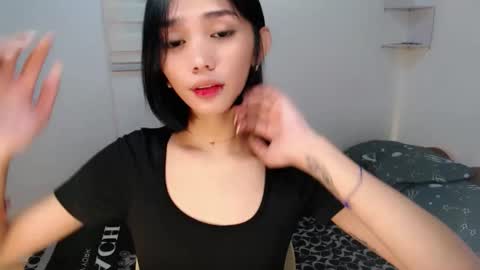 urbbgirl alliah online show from October 9, 7:47 am