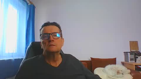 ulmeni7 online show from January 10, 11:04 am