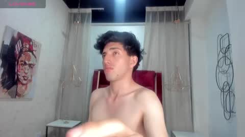 Un Slutty online show from February 17, 11:43 pm