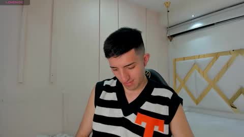 Un Slutty online show from September 8, 7:13 pm