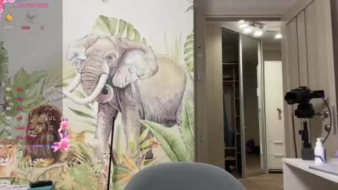 unarks online show from October 28, 5:03 pm