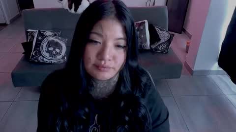 Franchesca  online show from March 5, 5:44 pm