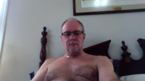 Snapshot of uncman4u2c chatting on February 26, 7:32 pm uncman4u2c online show from February 26, 7:32 pm