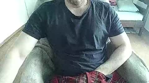 uncuthorny11 online show from December 2, 10:24 am