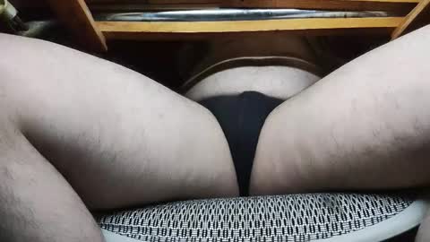 Under the desk online show from October 19, 10:25 pm