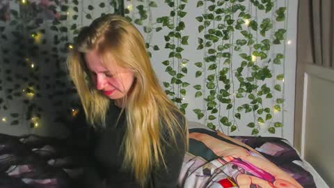 Im online every day 1700 GMT-4 online show from January 6, 11:31 pm