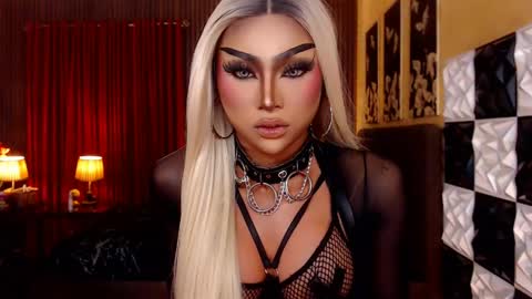 BRIANNA online show from May 9, 10:05 pm