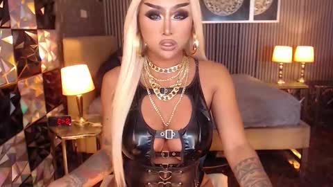 BRIANNA online show from March 17, 6:18 am