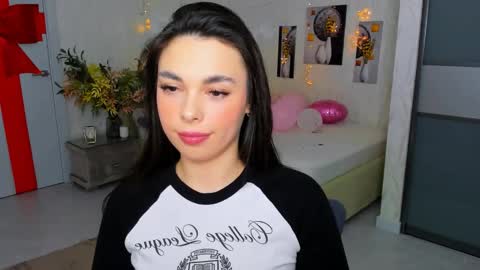 Patricia online show from March 3, 10:10 pm