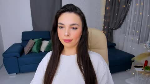 Patricia online show from March 6, 10:36 pm