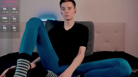 Kyle online show from November 9, 3:59 pm