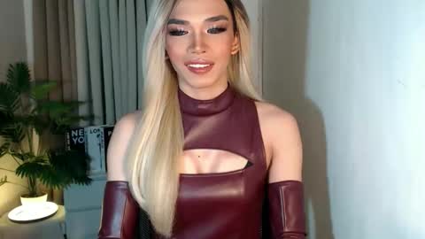 Miss Andrea online show from September 30, 3:11 pm