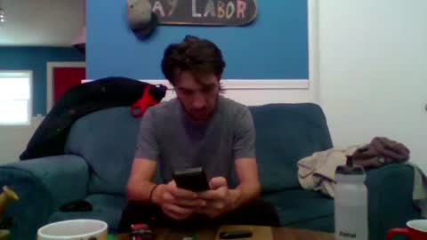 Unknown Sir online show from December 3, 2:22 pm