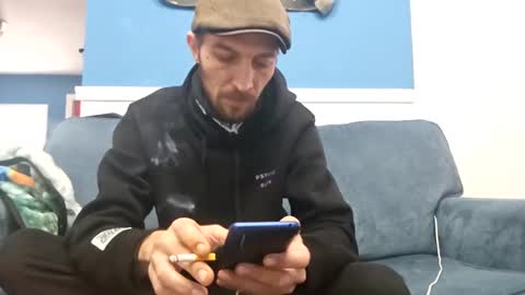 Unknown Sir online show from February 14, 9:32 pm