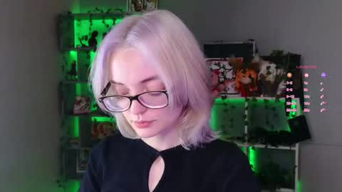 ShizukaShizuSHIZ online show from September 25, 3:57 am